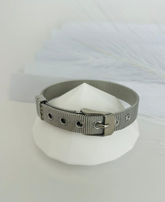 Pulsera en forma de correa