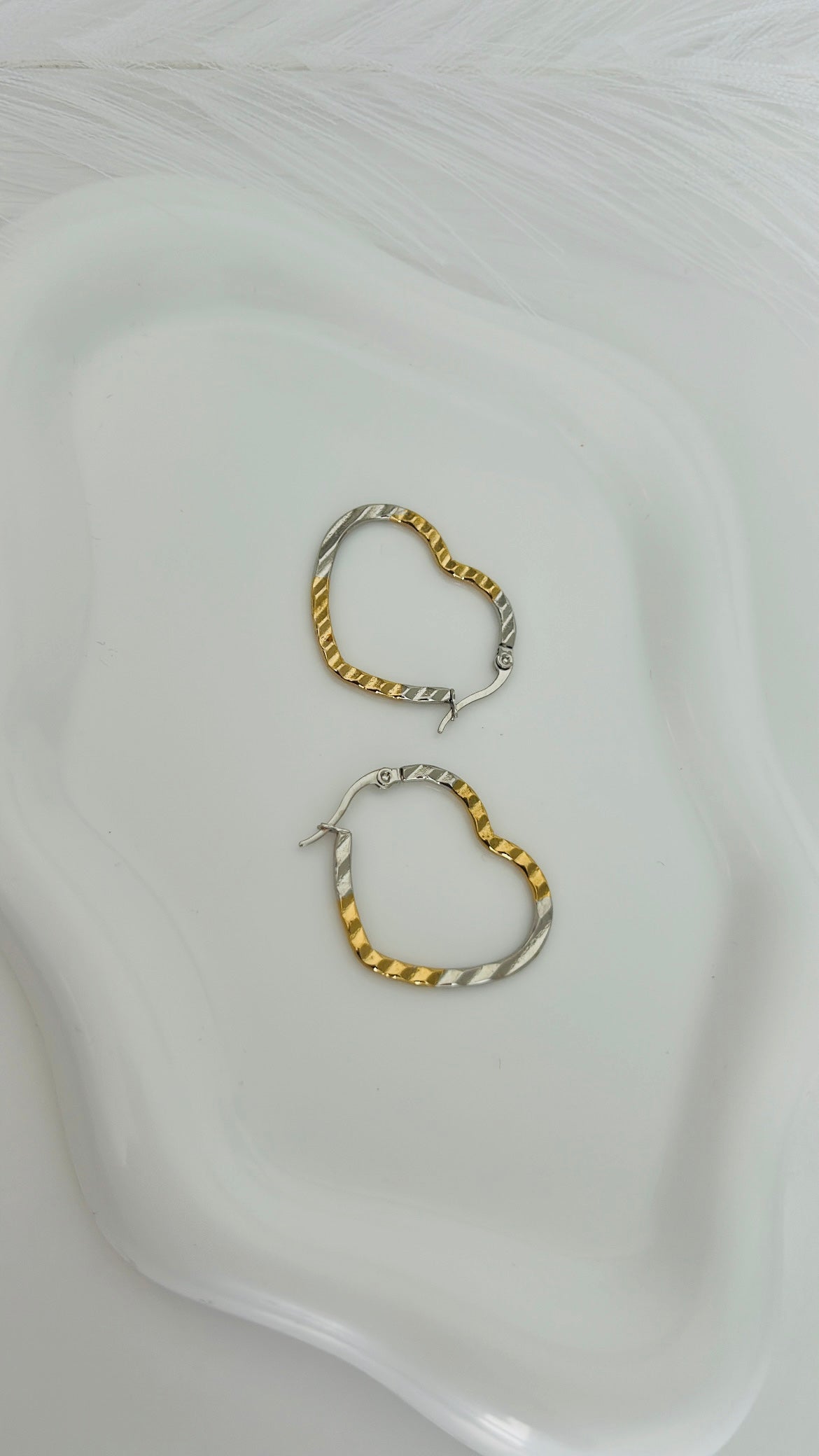 Aretes Corazón Dos Tonos