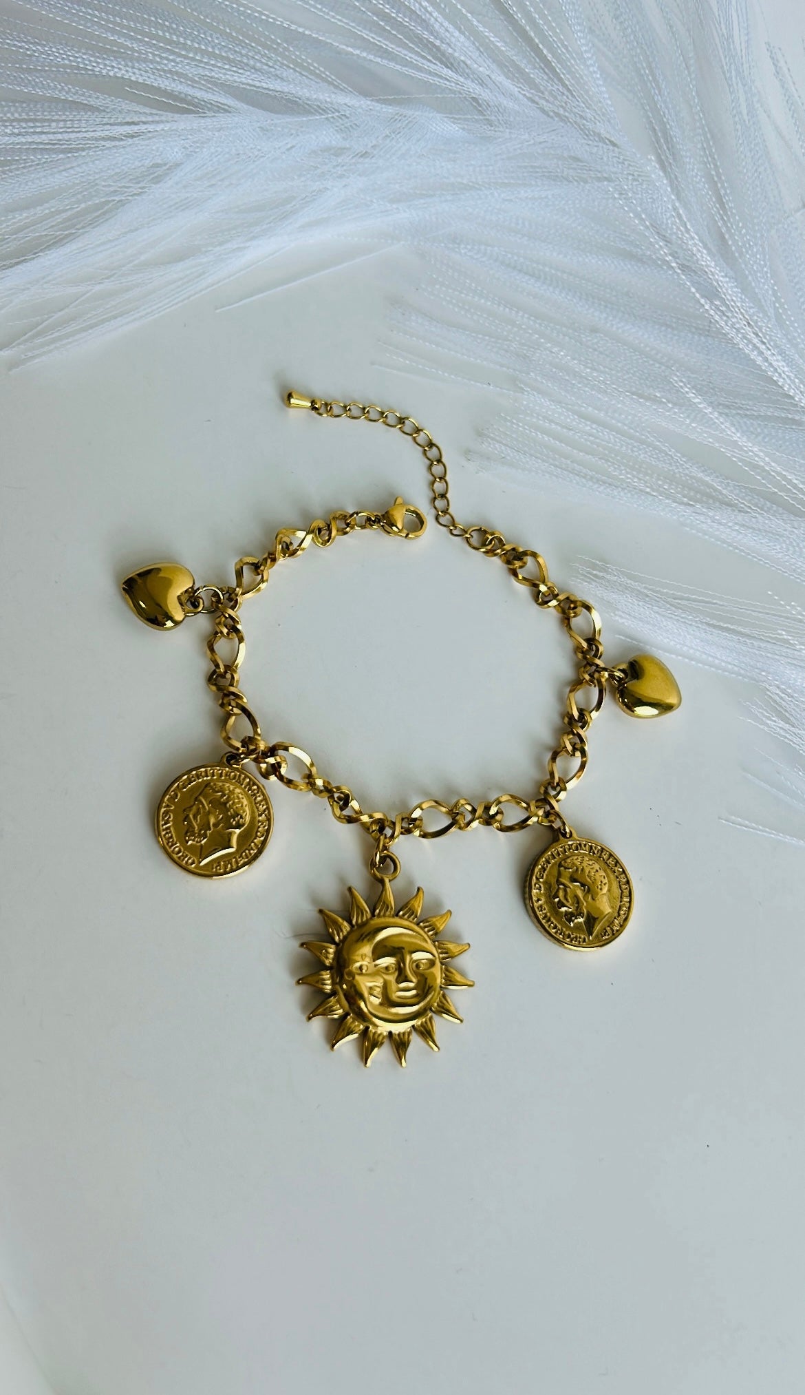 Pulsera con Dijes